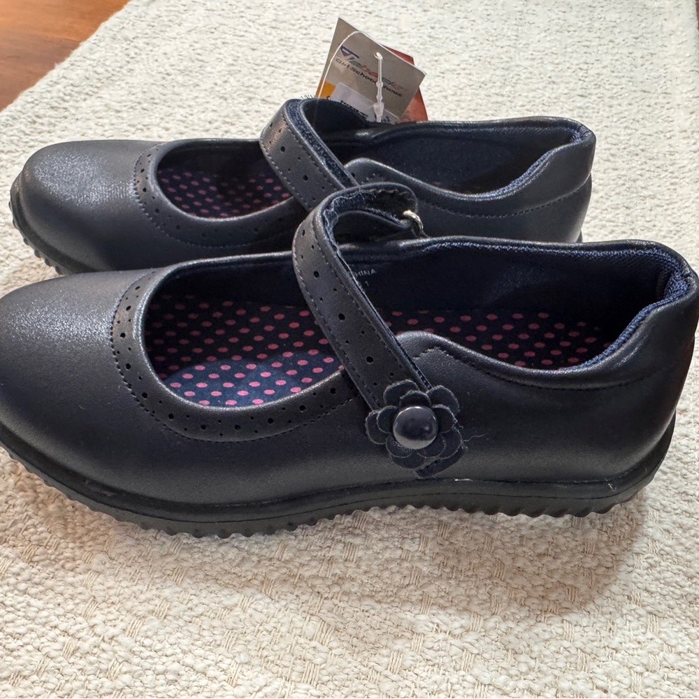 Navy basic uniform shoe little girls size 1
